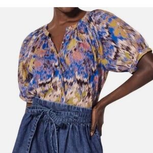 Cleobella Irena Blouse in Azuca Print. Size Medium. Organic cotton.
